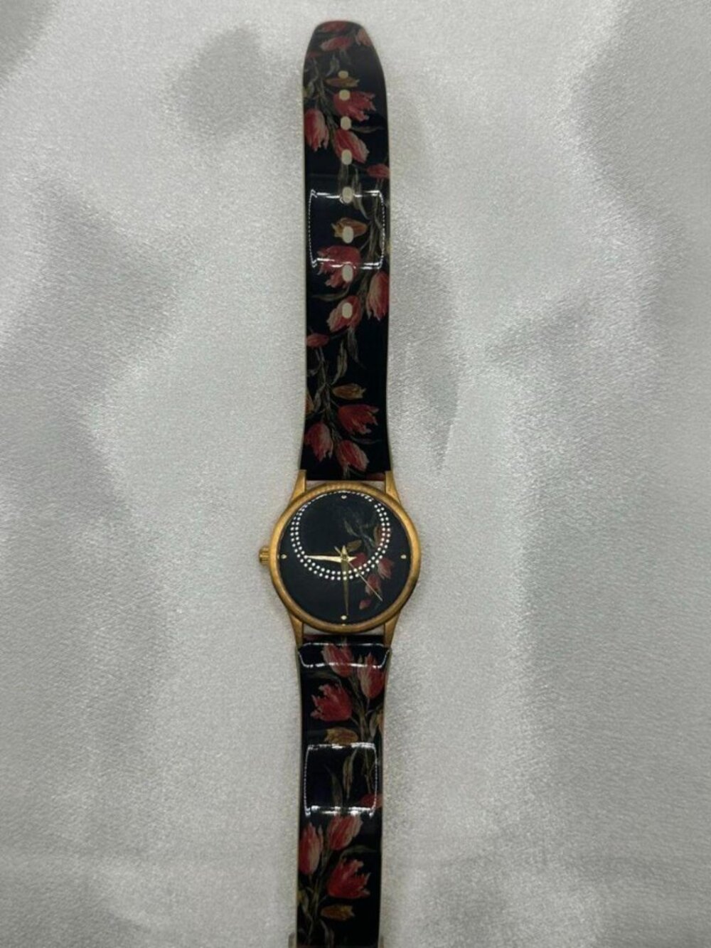 Vintage Metropolitan Museum of Art Women's Tulips Watch UNTESTED